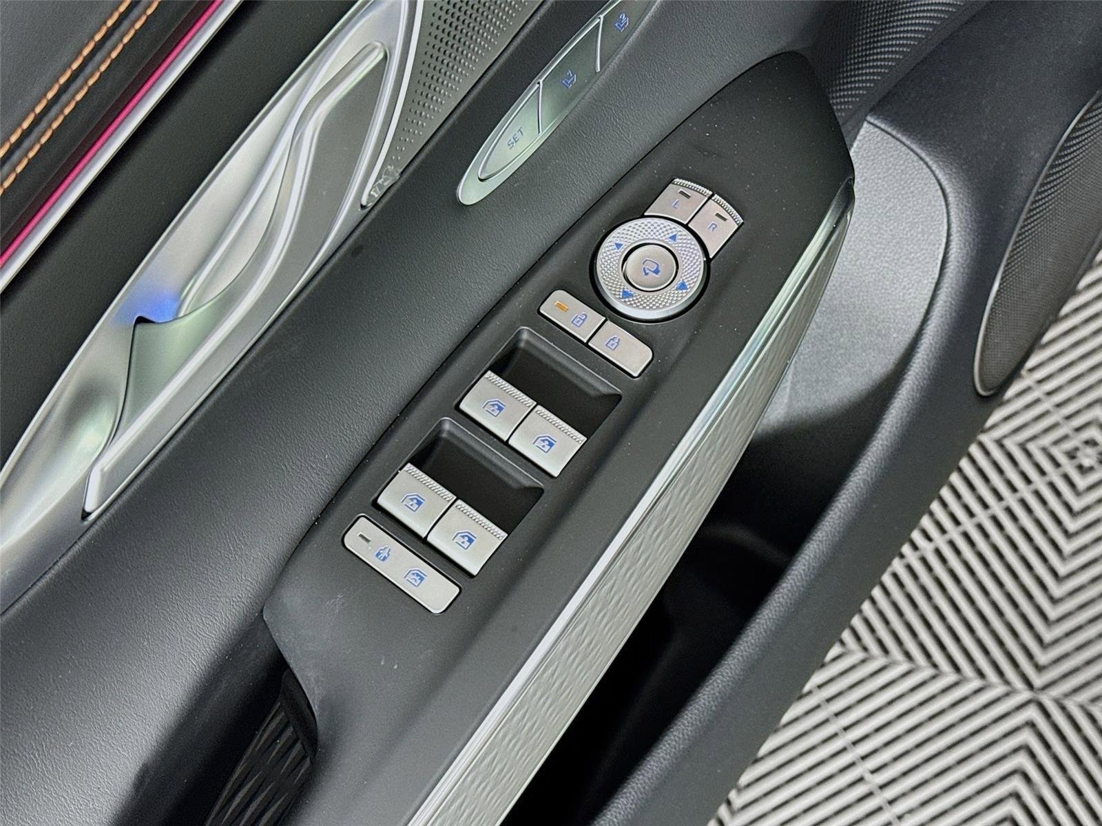 New 2026 Genesis GV70 2.5T Sport Prestige AWD/4WD image 20