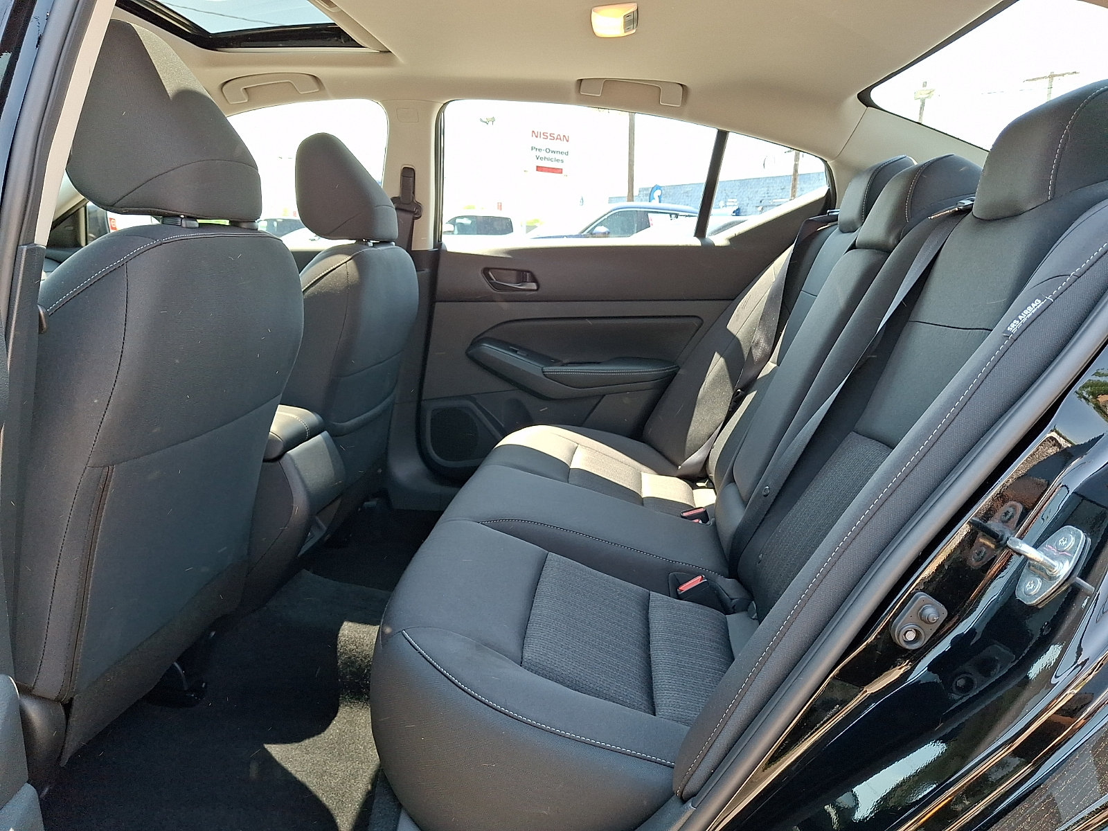 Certified 2024 Nissan Altima 2.5 SV w/ SV Premium Package FWD image 10