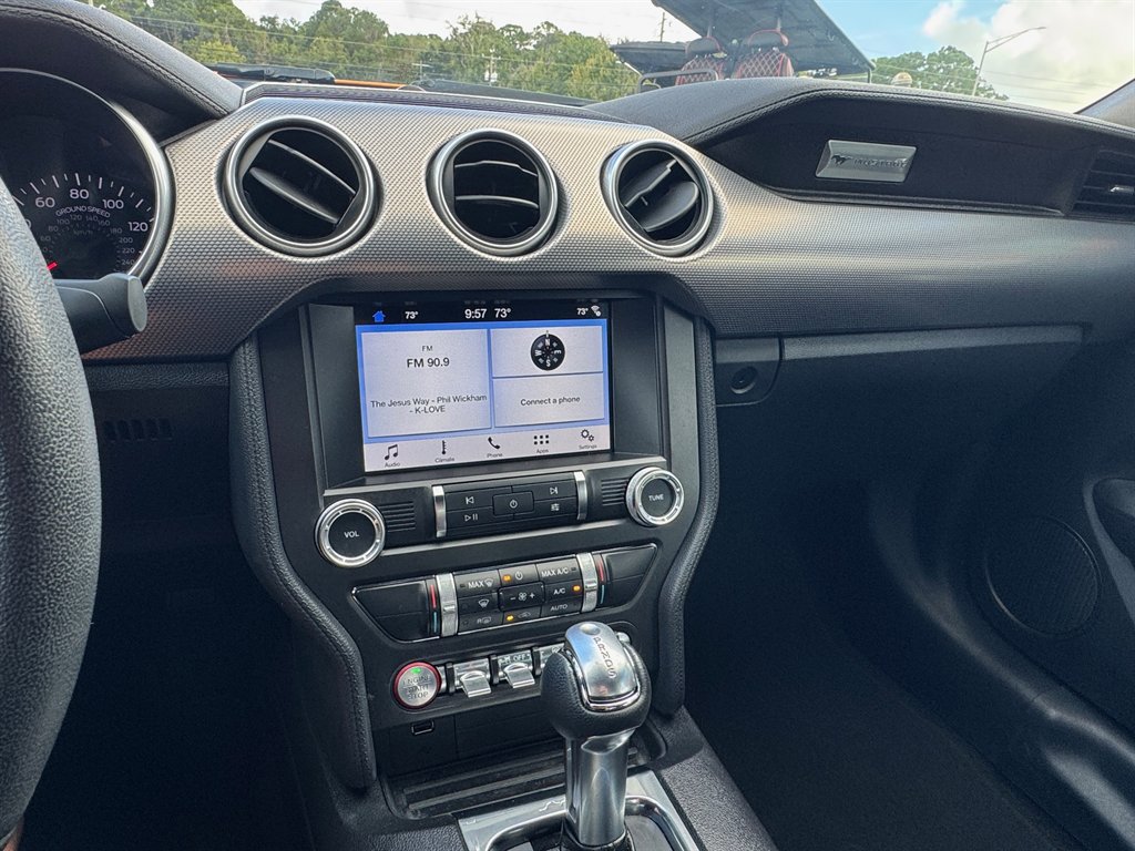 Used 2019 Ford Mustang Coupe w/ Equipment Group 101A image 9