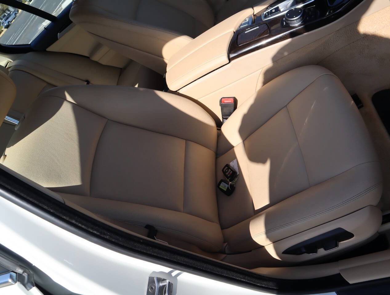 Used 2015 BMW 528i Sedan RWD image 36