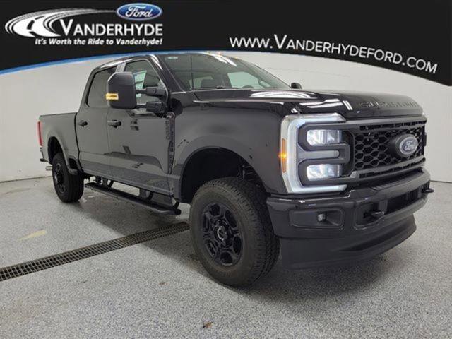 New 2026 Ford F250 XL image 2