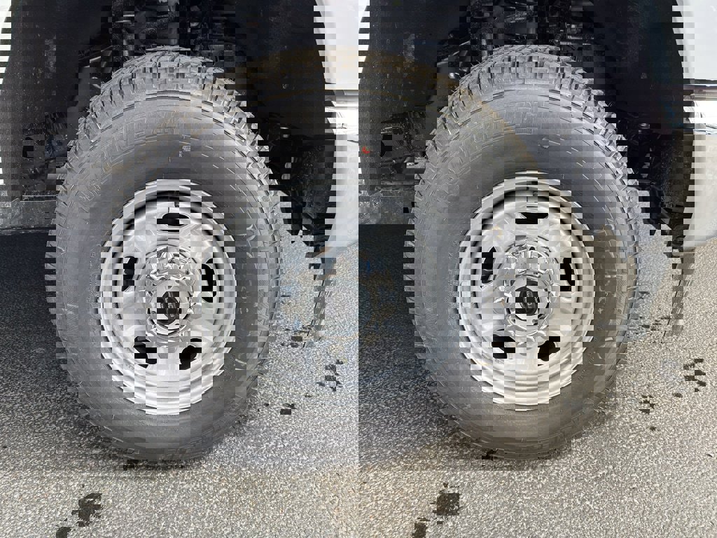 New 2026 Ford F250 XL w/ XL Driver Assist Package image 9