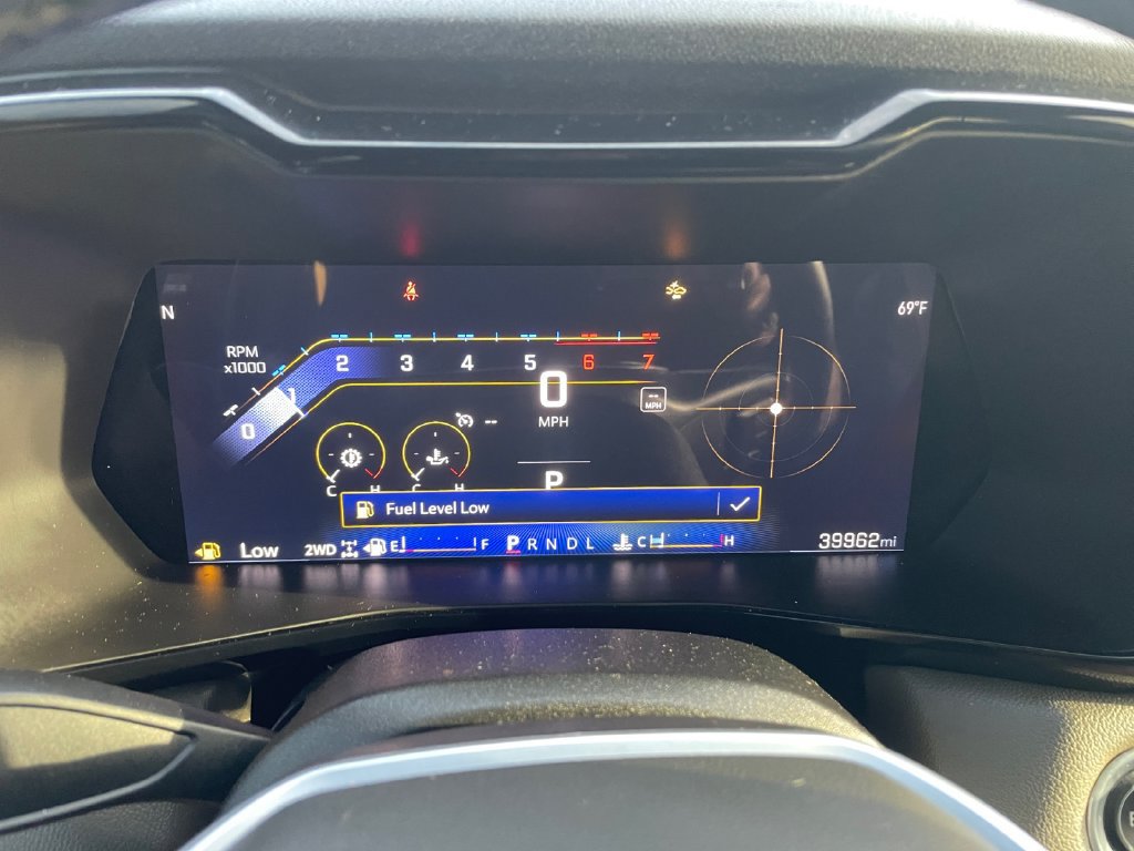 Certified 2023 Chevrolet Colorado ZR2 w/ ZR2 Convenience Package III AWD/4WD image 31