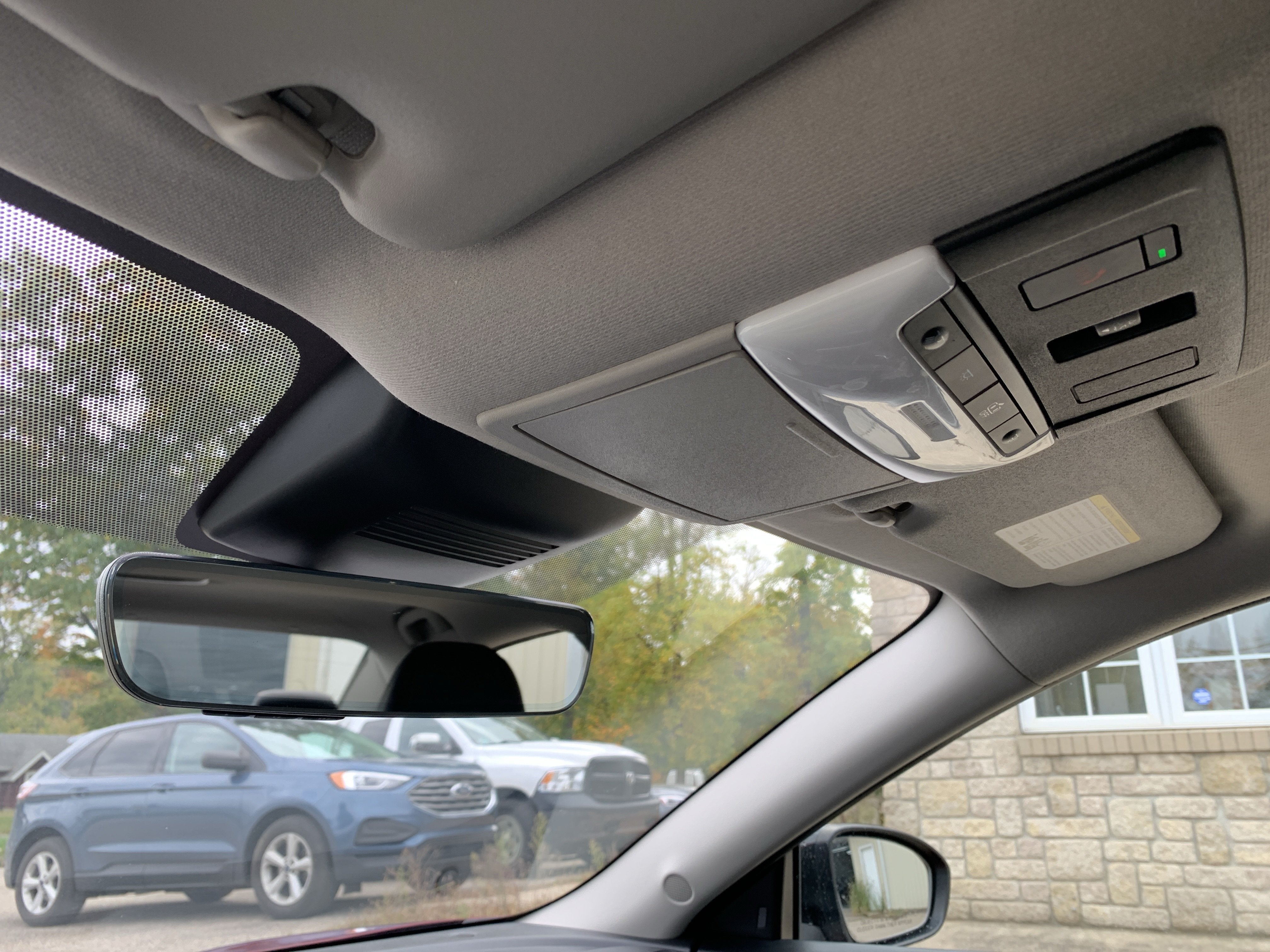 Used 2023 Nissan Sentra SR w/ SR Premium Package FWD image 21