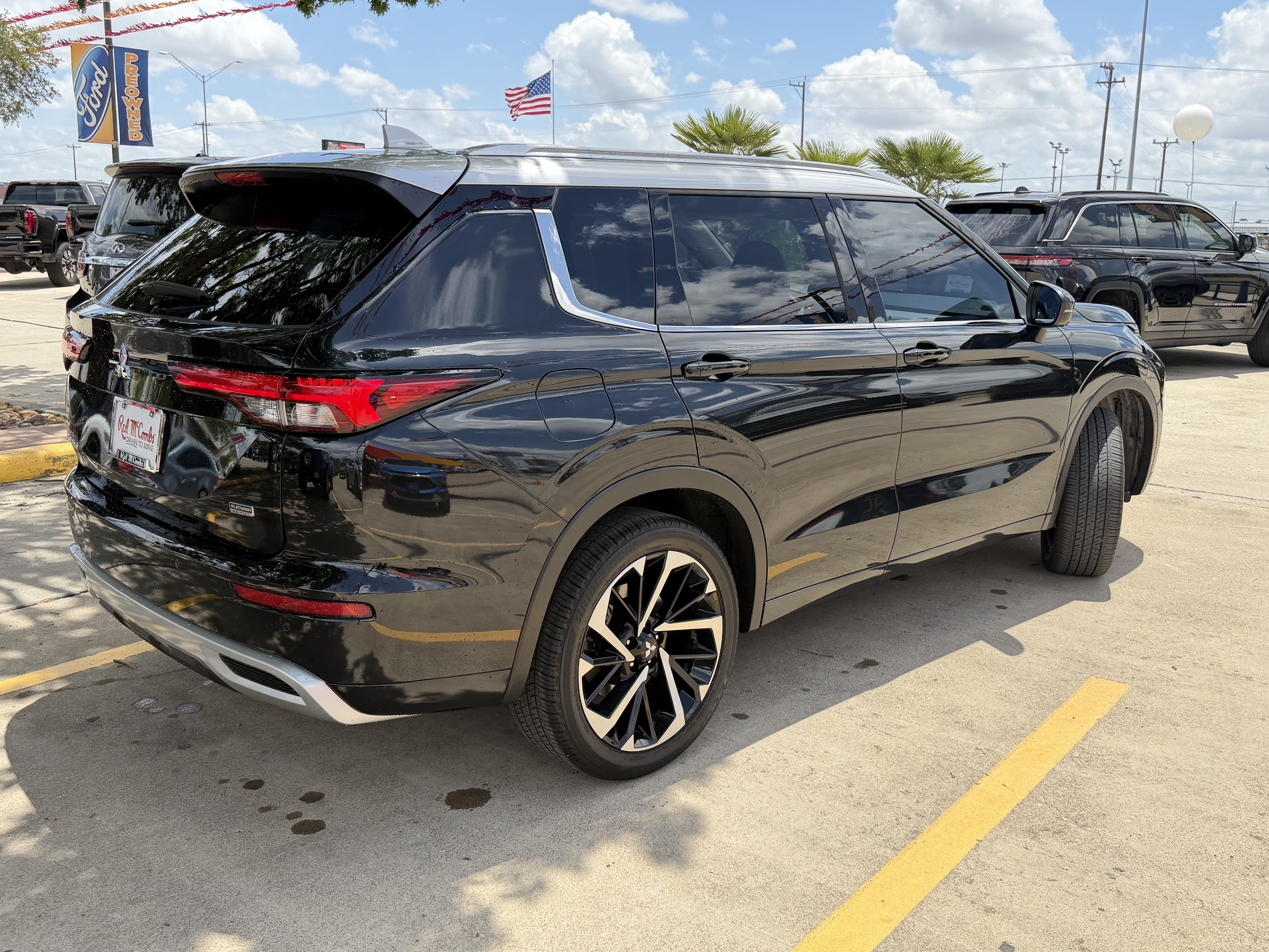 Used 2024 Mitsubishi Outlander SEL Black Edition AWD/4WD image 5