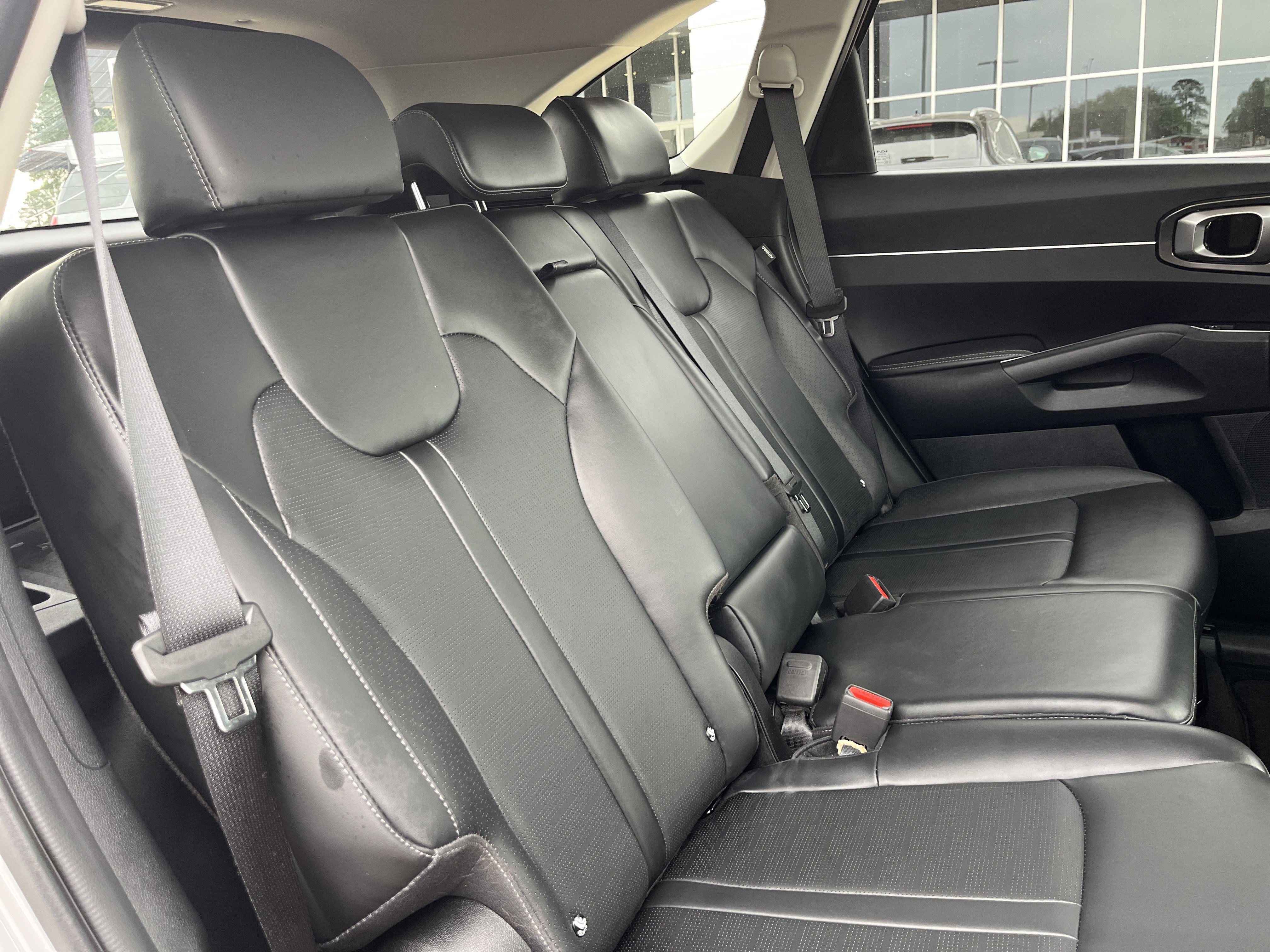 Used 2025 Kia Sorento S FWD image 17