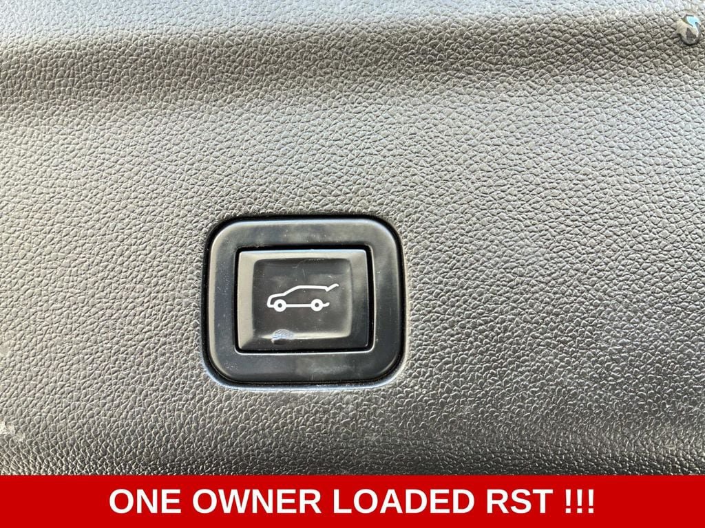 Used 2021 Chevrolet Tahoe RST w/ Luxury Package AWD/4WD image 15