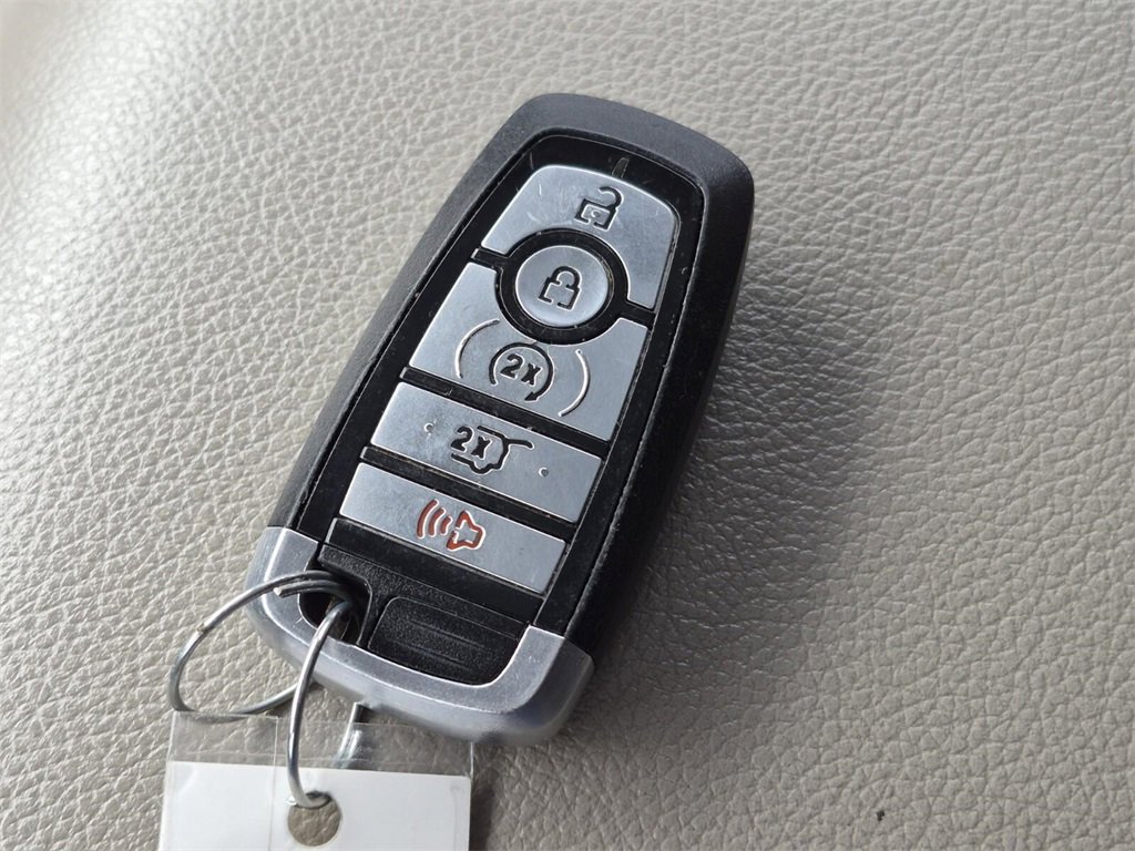 Used 2021 Ford Expedition XLT image 45