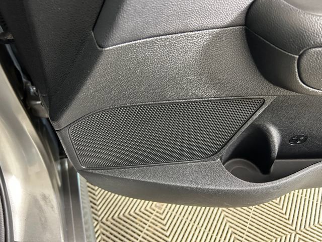 Used 2018 Kia Optima LX w/ 17" Alloy Wheels Package image 30