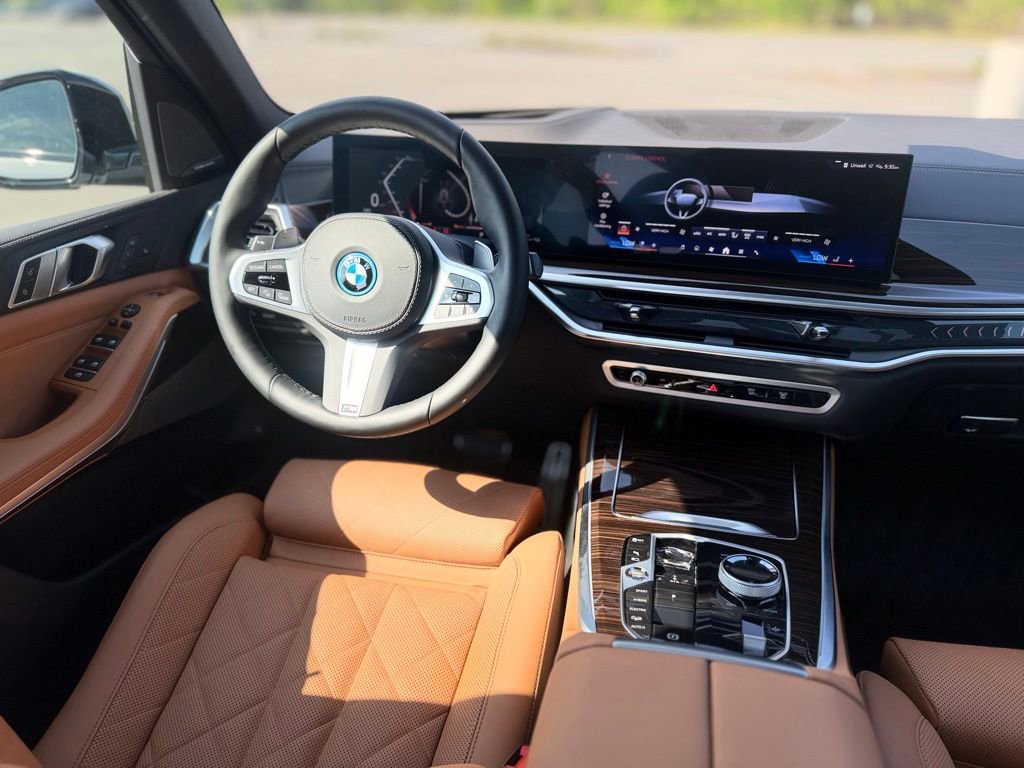 Certified 2026 BMW X5 xDrive50e w/ Executive Package AWD/4WD image 11