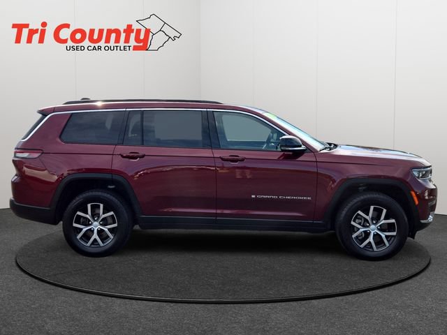 Used 2025 Jeep Grand Cherokee L Limited w/ Luxury Tech Group II AWD/4WD image 8