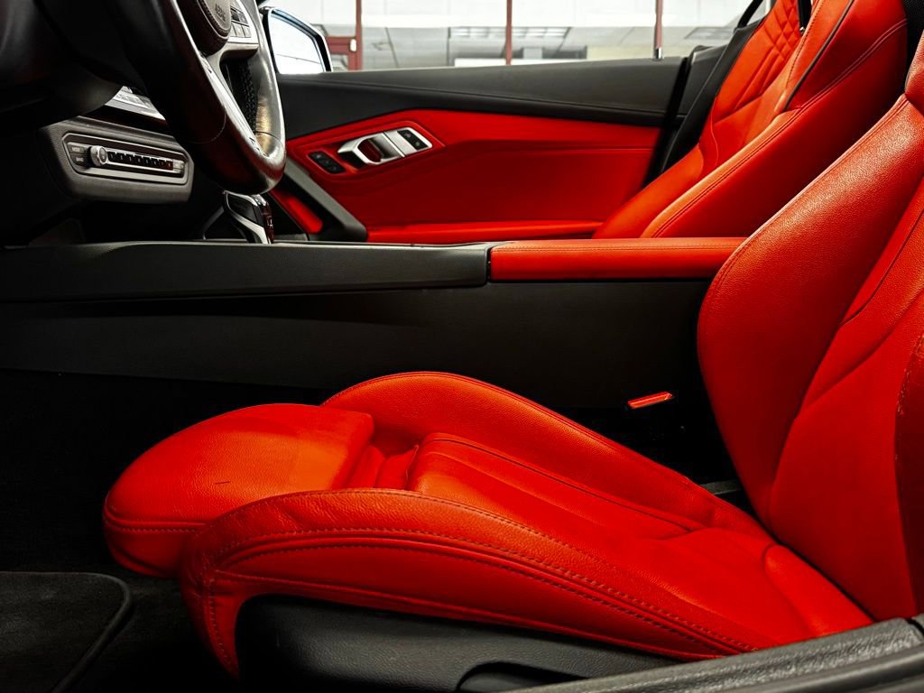 Used 2021 BMW Z4 sDrive30i w/ Premium Package RWD image 9