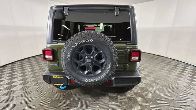 Used 2023 Jeep Wrangler Unlimited w/ Cold Weather Group AWD/4WD image 3