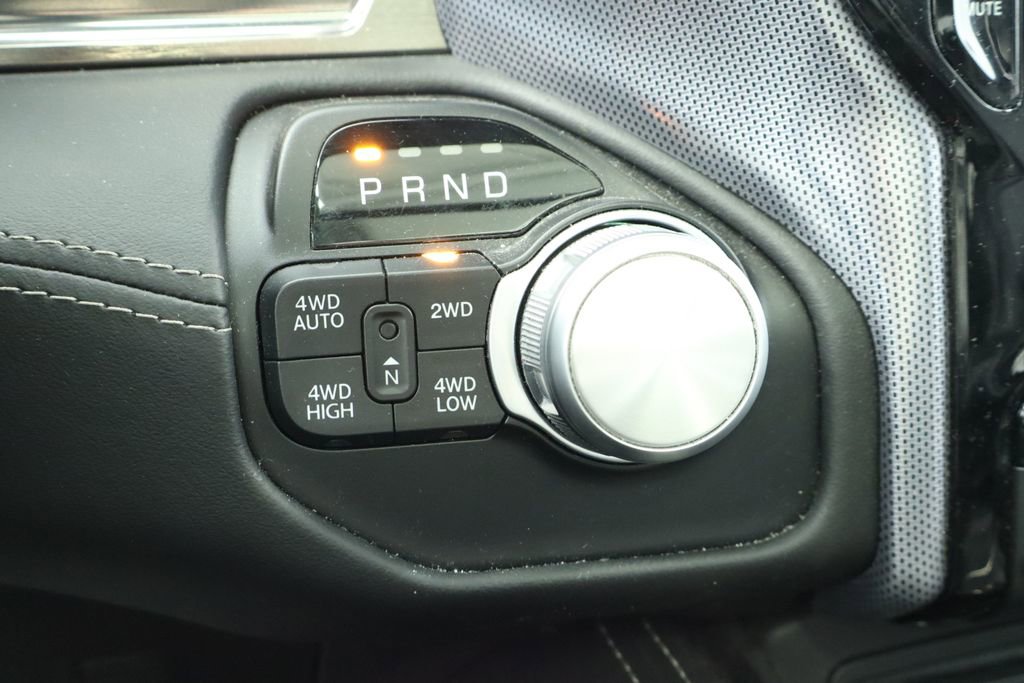 Used 2019 RAM 1500 Limited AWD/4WD image 45