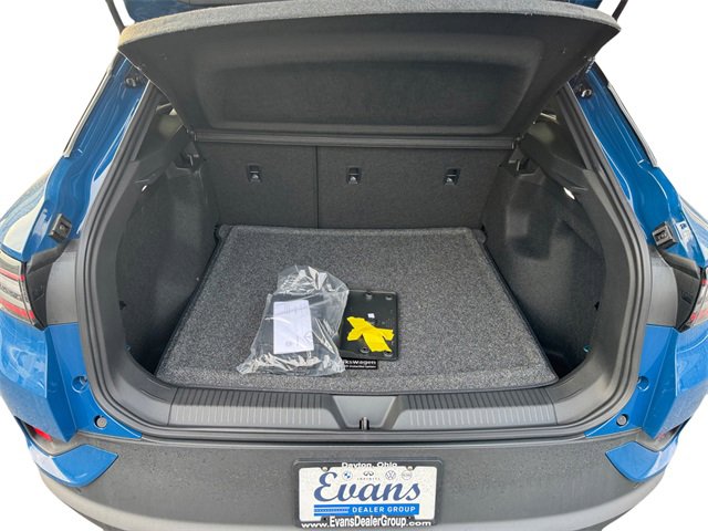 New 2025 Volkswagen ID.4 Pro image 17