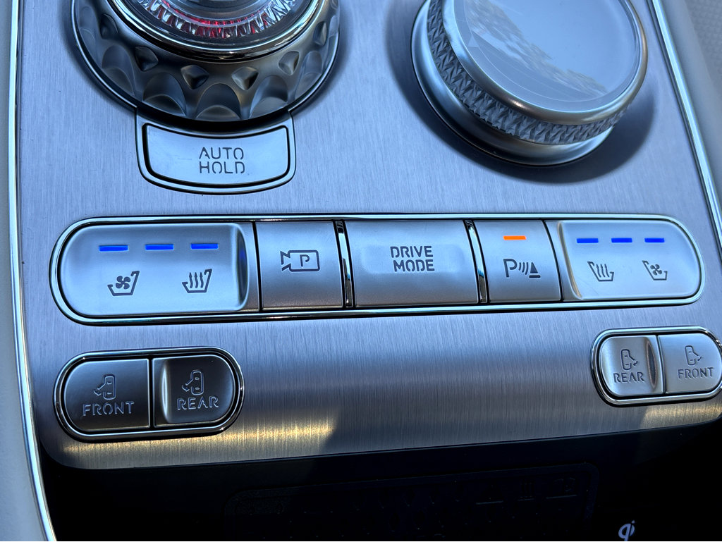 New 2025 Genesis G90 3.5T image 8