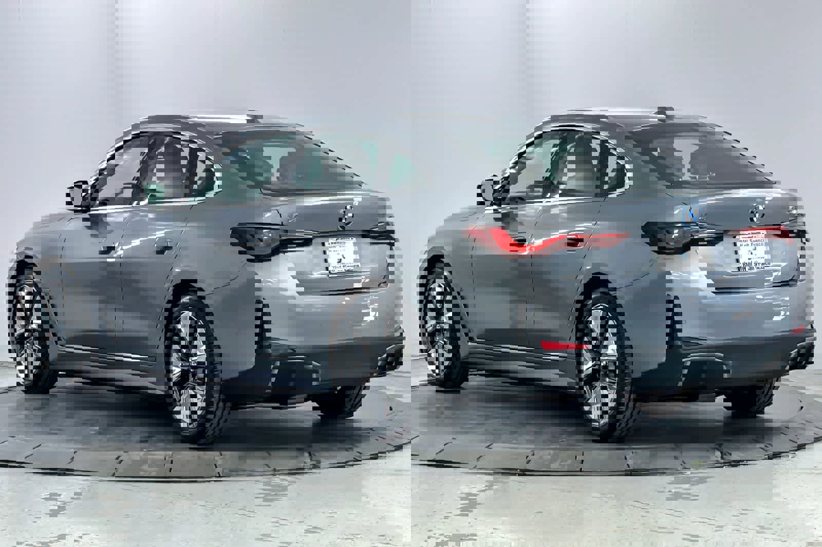 Used 2025 BMW i4 xDrive40i w/ Premium Package image 6