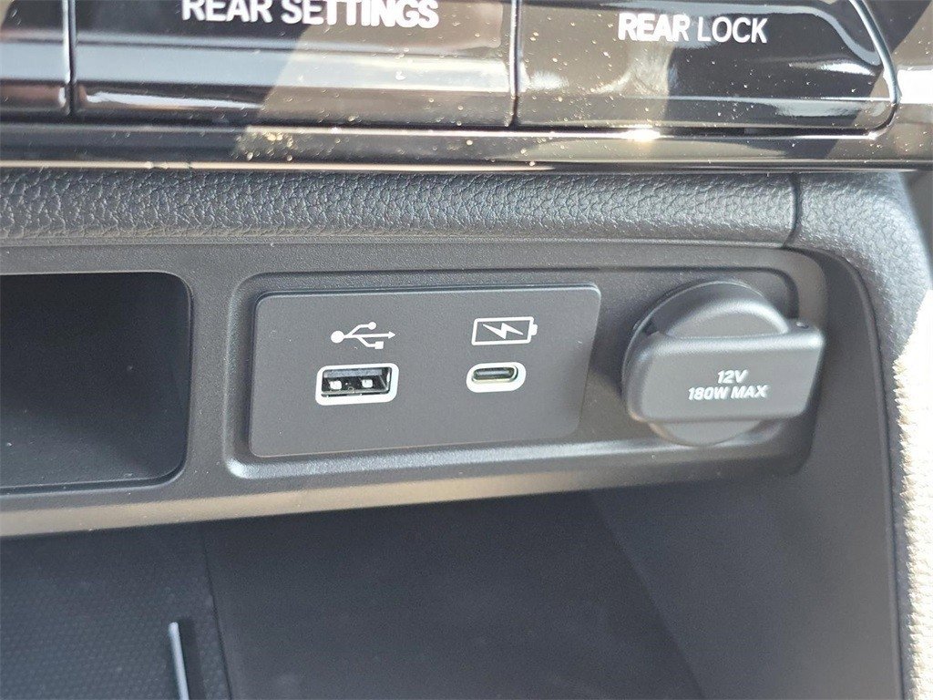 New 2025 Honda Pilot TrailSport image 13