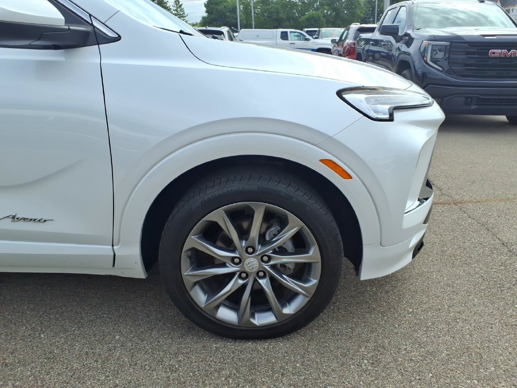 Used 2024 Buick Encore GX Avenir w/ Avenir Convenience Package AWD/4WD image 24