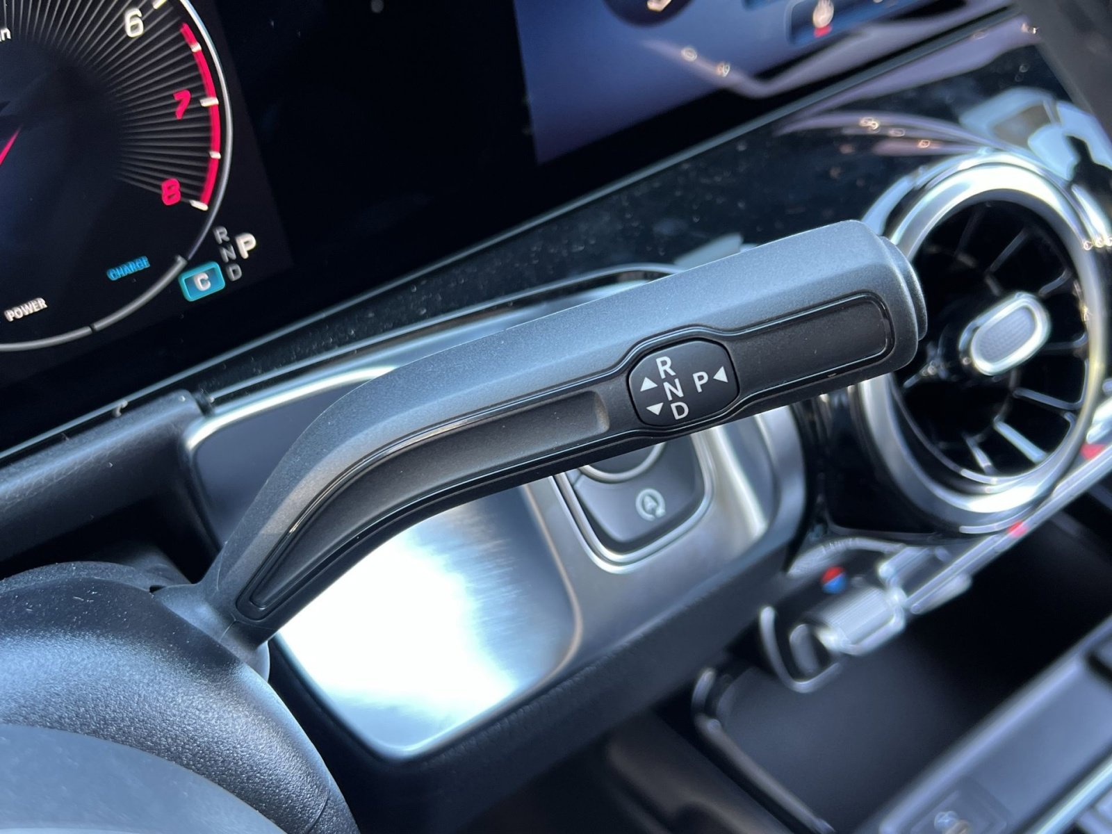 Certified 2026 Mercedes-Benz GLB 250 4MATIC image 20