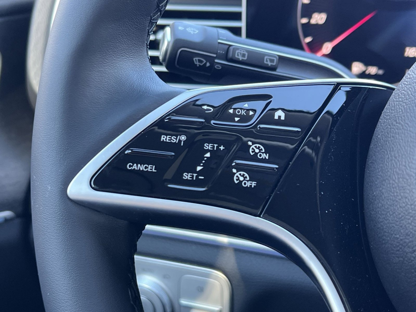 New 2026 Mercedes-Benz GLE 350 4MATIC image 30