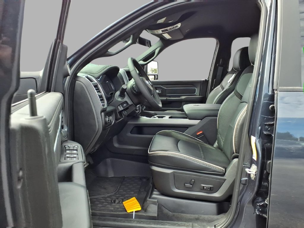 New 2027 RAM 3500 Laramie AWD/4WD image 20