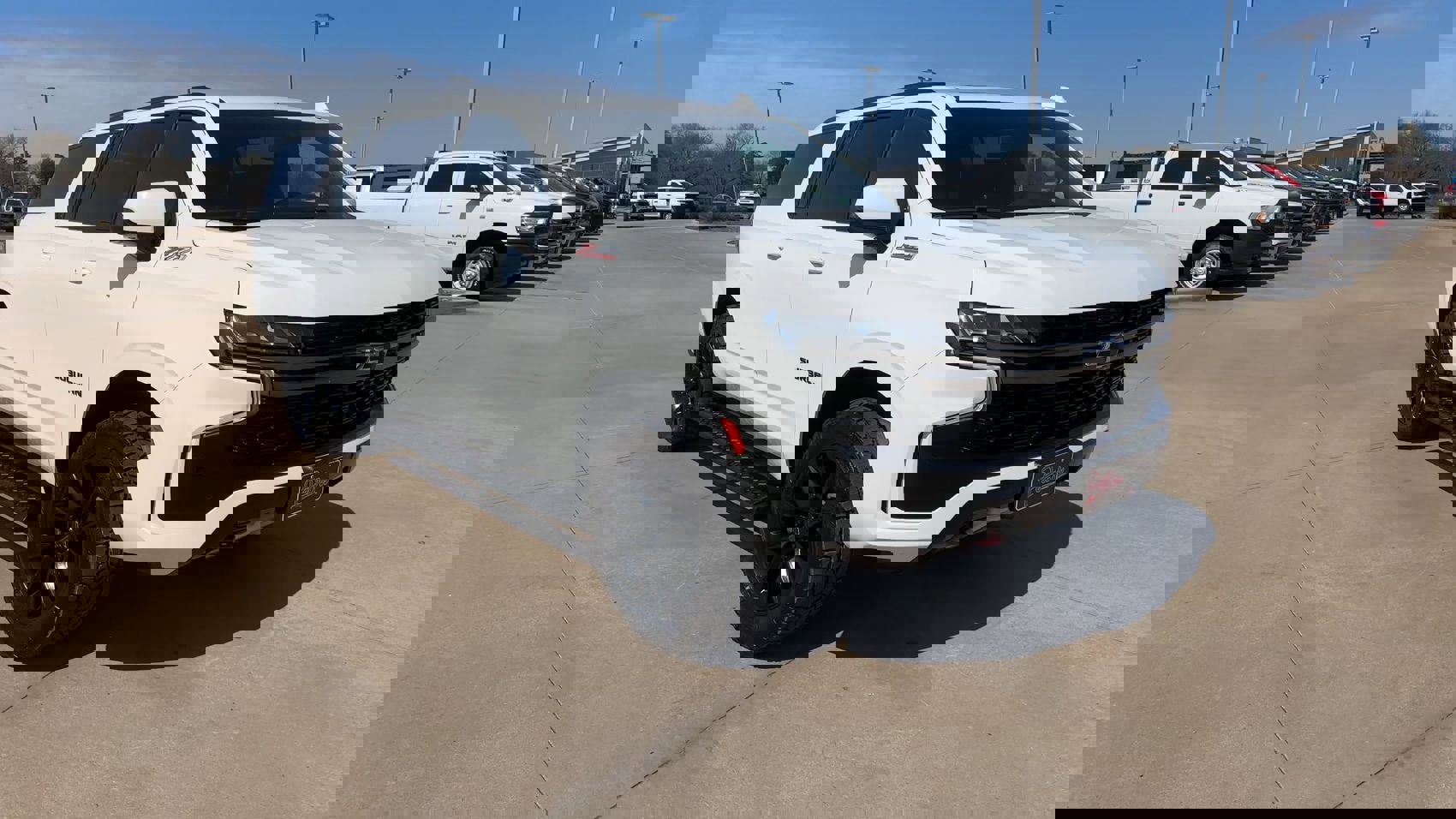 Used 2021 Chevrolet Suburban Z71 w/ Z71 Off-Road Package image 3