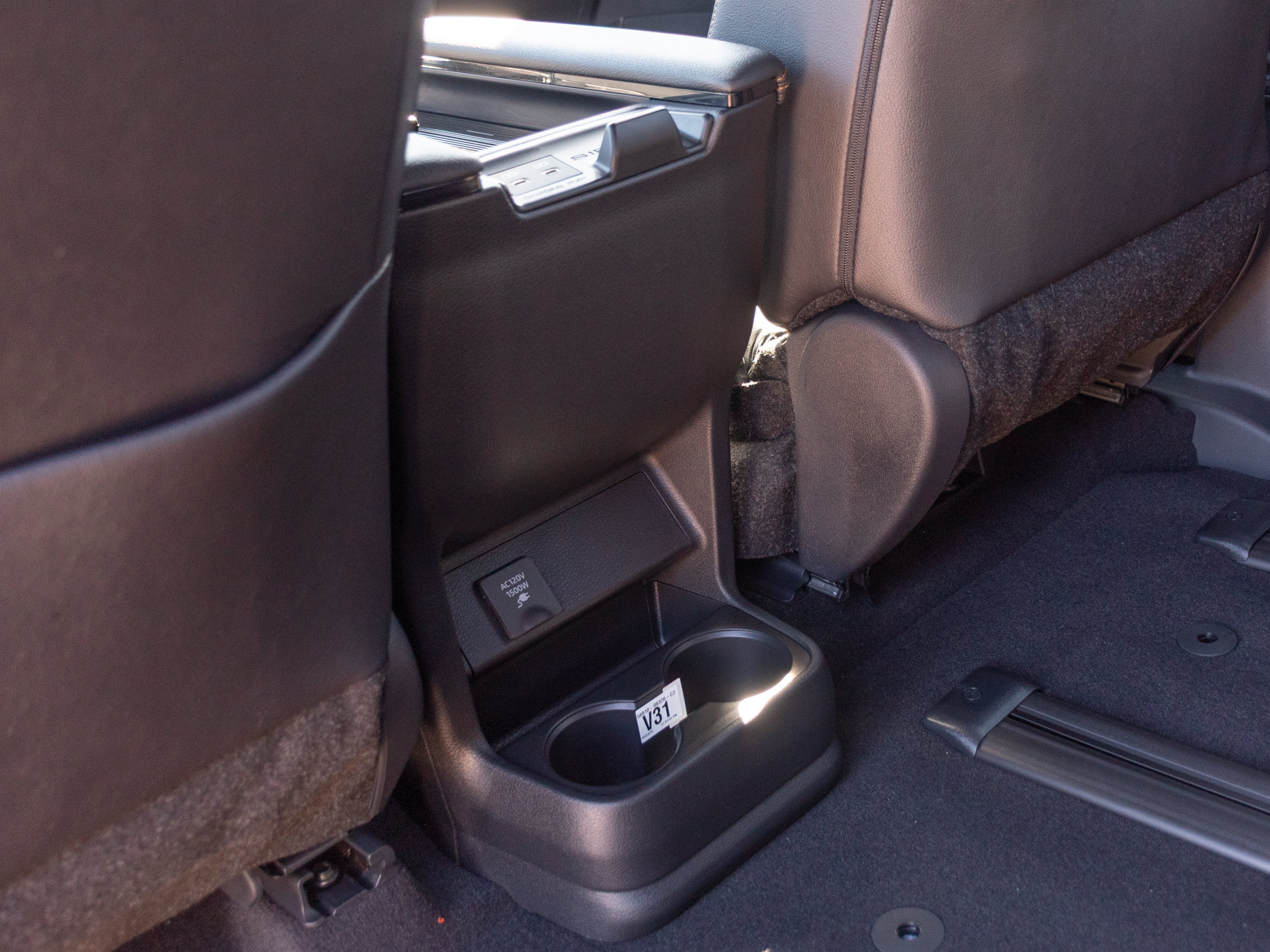New 2026 Toyota Sienna XLE Woodland Edition AWD/4WD image 20