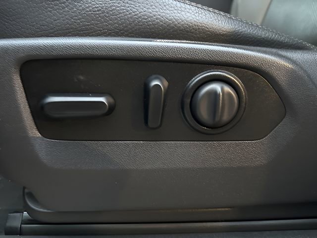 Used 2020 GMC Sierra 2500 Denali w/ Denali Ultimate Package image 11