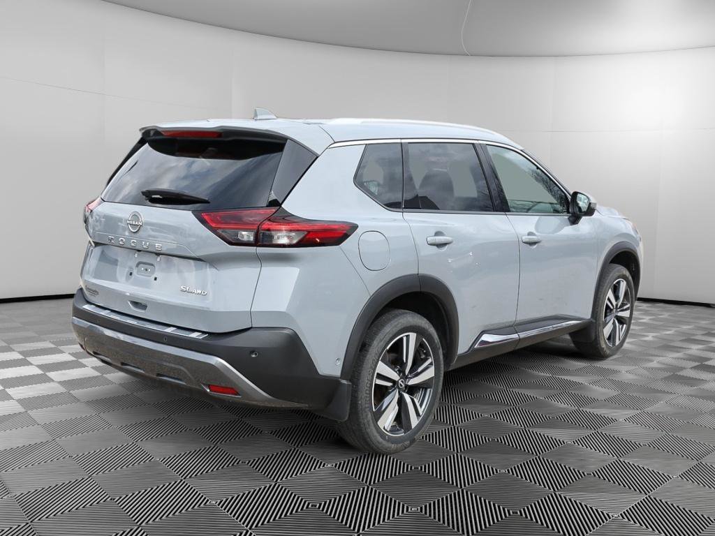 Used 2023 Nissan Rogue SL w/ SL Premium Package image 9