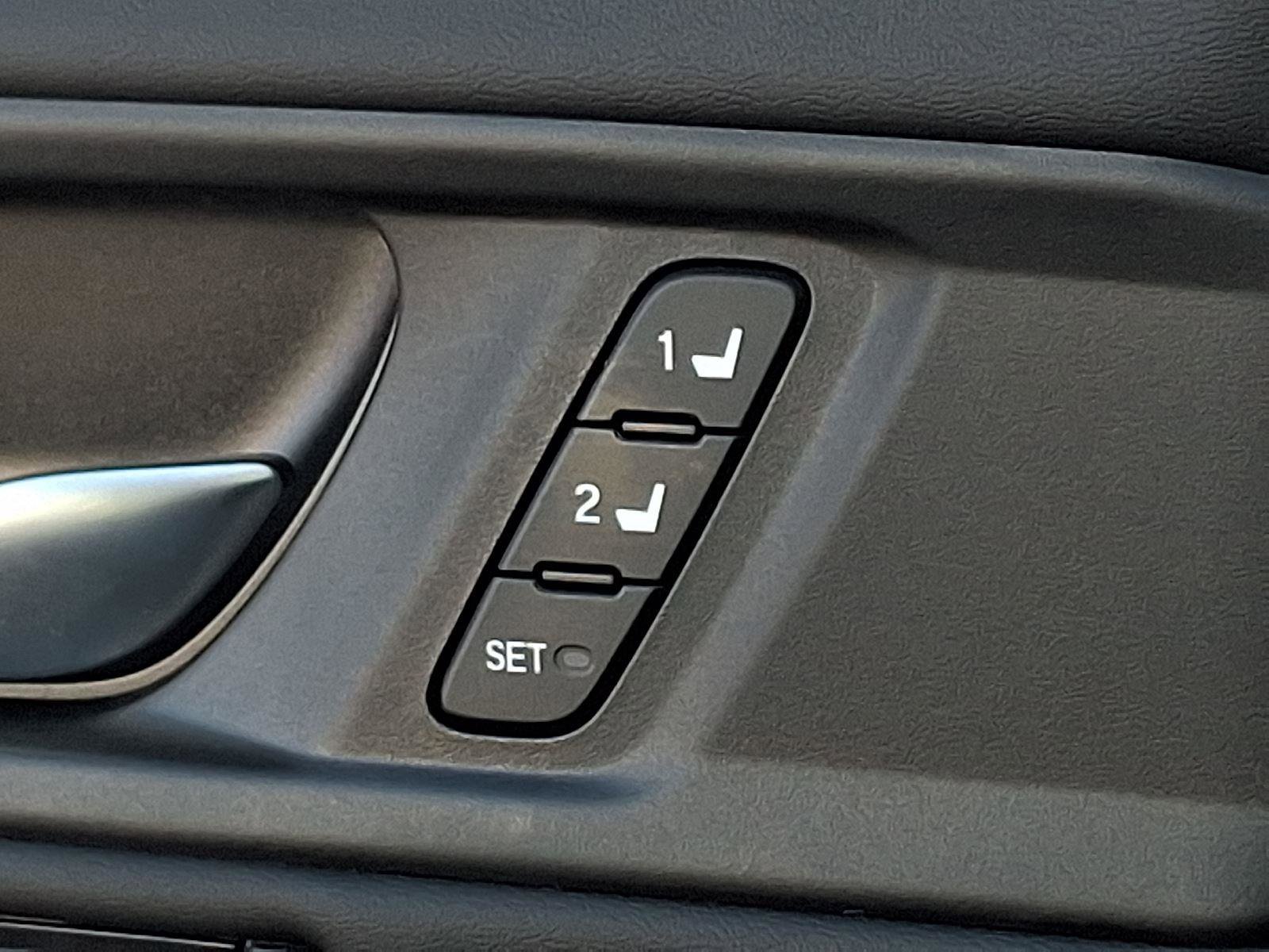 Used 2025 Honda Accord EX-L image 26