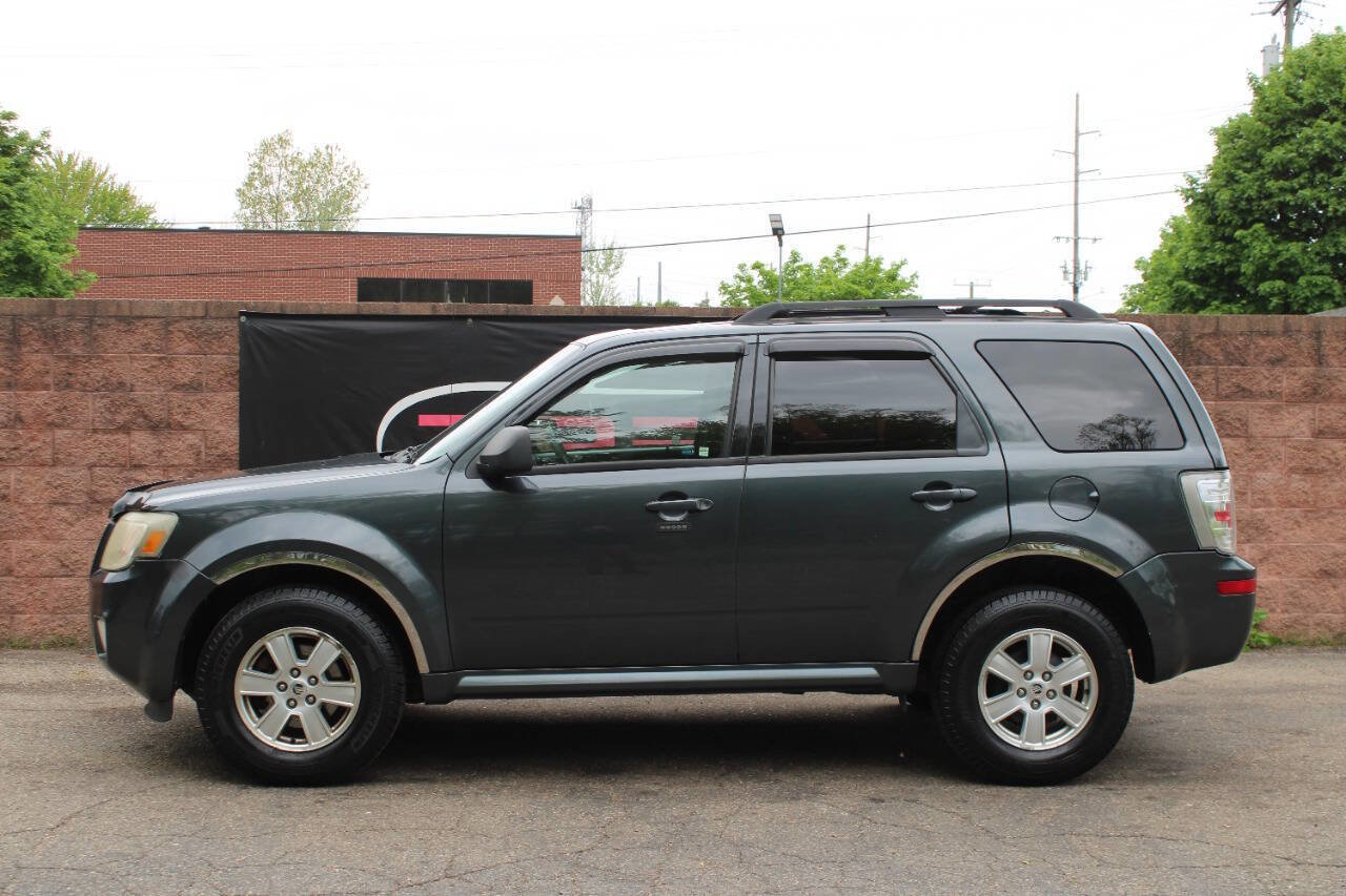 Used 2010 Mercury Mariner 2WD image 2