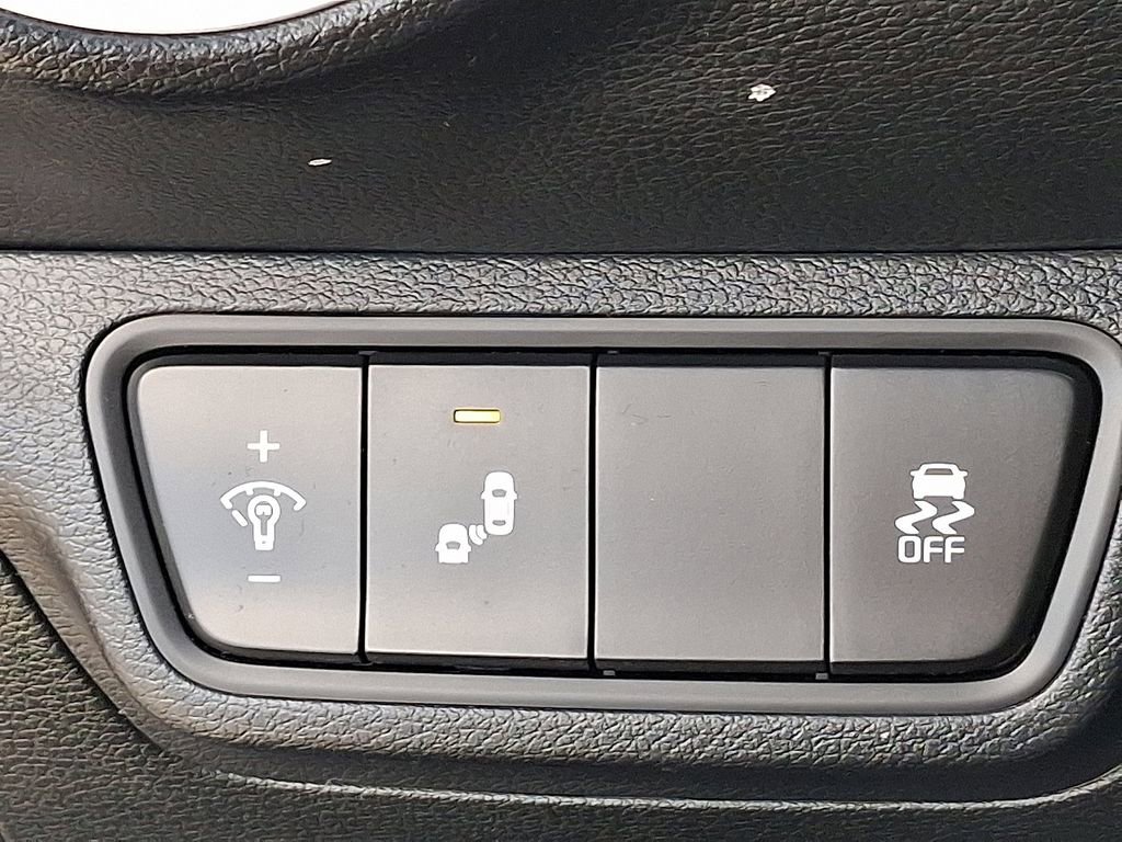 Used 2023 Kia Forte GT-Line image 26