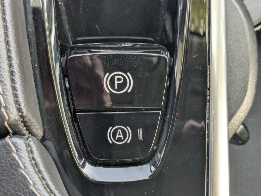 Certified 2023 Volvo XC90 B6 Ultimate AWD/4WD image 45