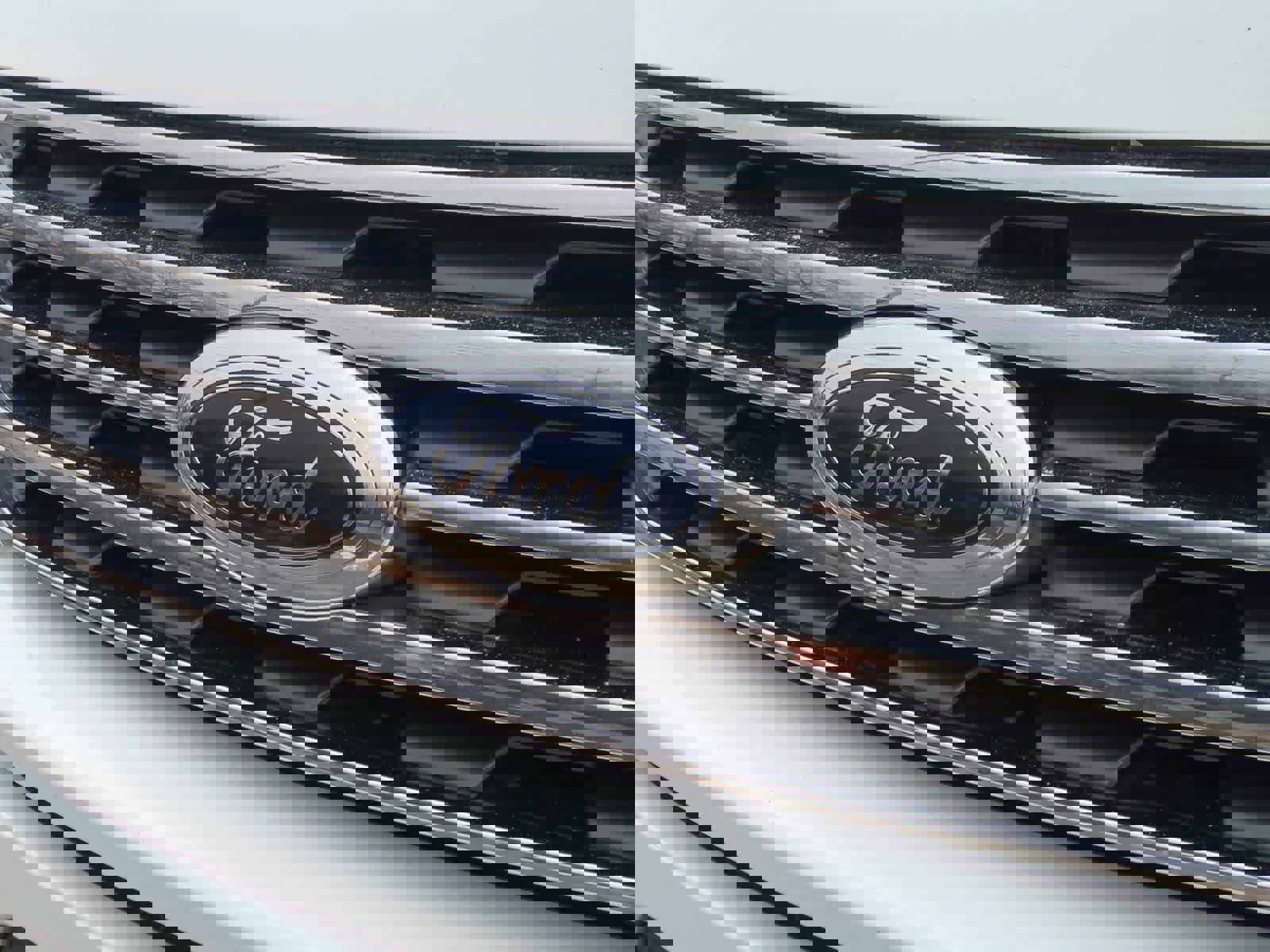 Used 2021 Ford Expedition XLT image 12