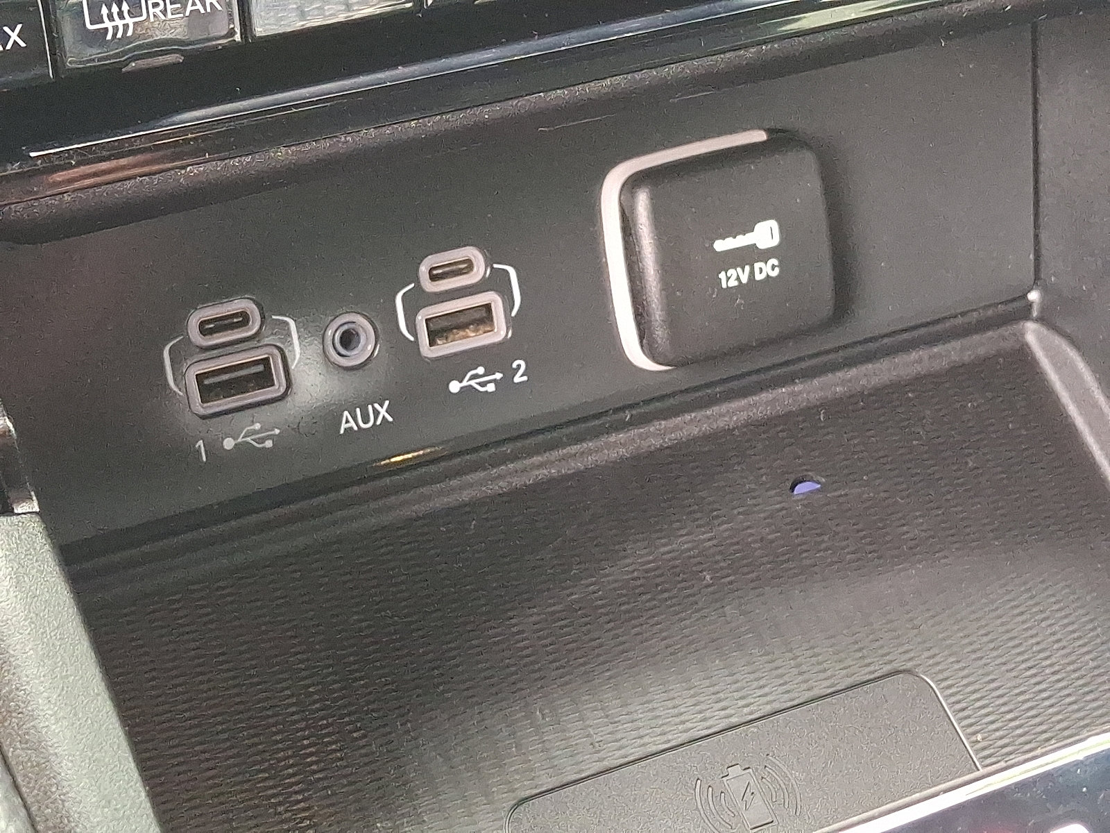 Used 2023 Jeep Grand Cherokee Altitude image 26