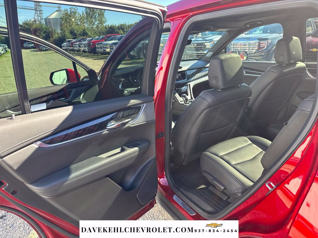 Used 2024 Cadillac XT6 Premium Luxury w/ Technology Package AWD/4WD image 21