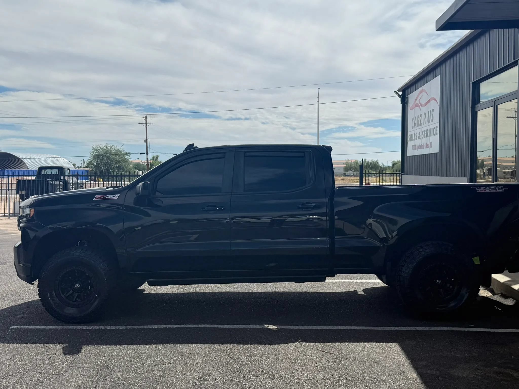 Used 2020 Chevrolet Silverado 1500 LT Trail Boss AWD/4WD image 3