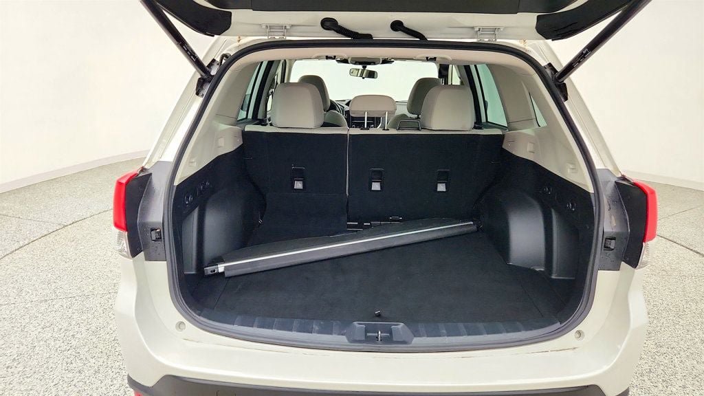 Used 2022 Subaru Forester Premium AWD/4WD image 19