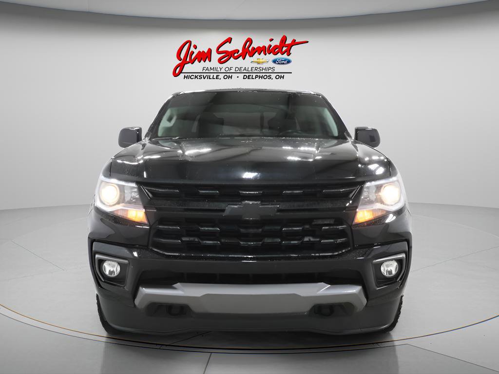 Used 2022 Chevrolet Colorado Z71 w/ Z71 Midnight Edition image 3