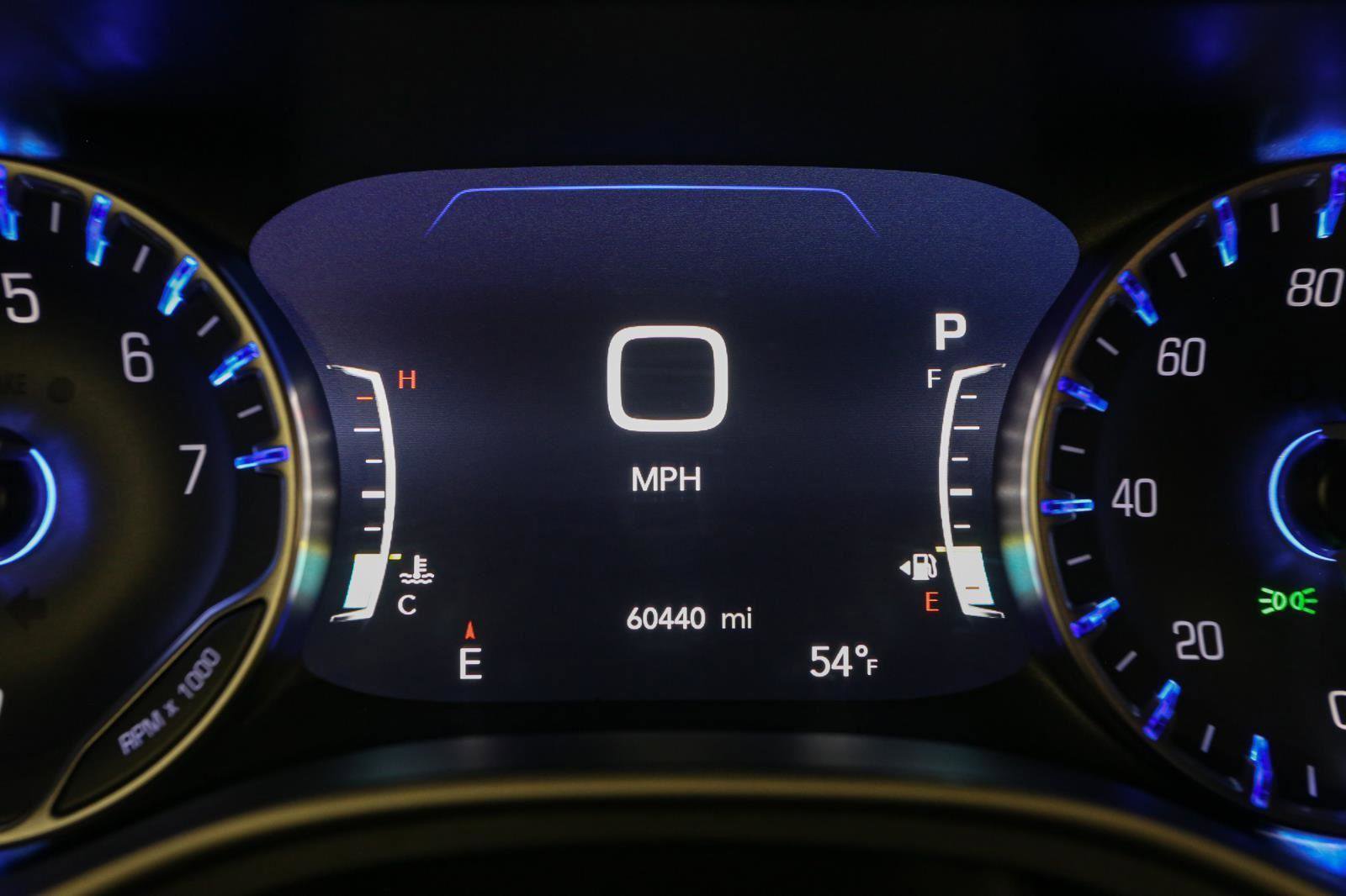 Used 2022 Chrysler Pacifica Touring-L w/ S Appearance Package image 38