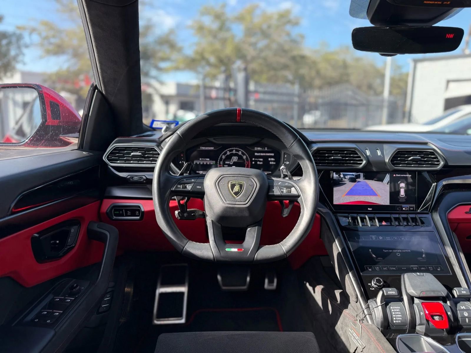 Used 2023 Lamborghini Urus S AWD/4WD image 16