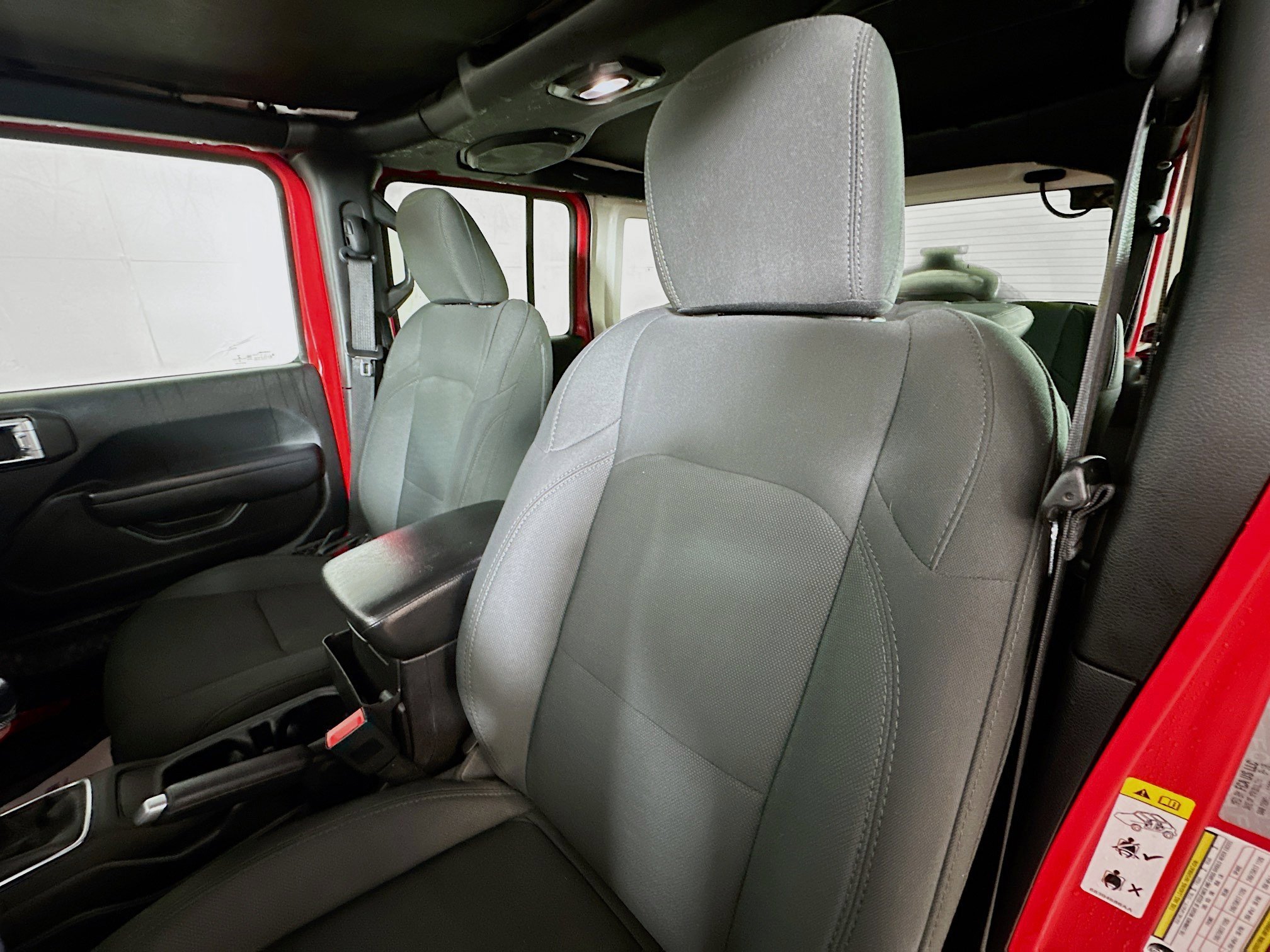 Used 2018 Jeep Wrangler Unlimited Sport S image 19