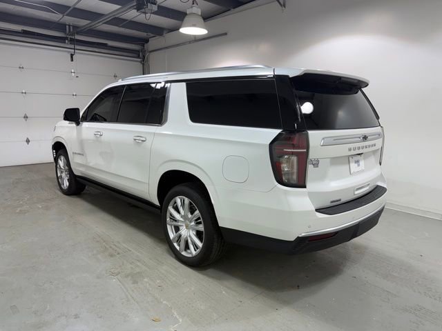 Used 2024 Chevrolet Suburban High Country image 5
