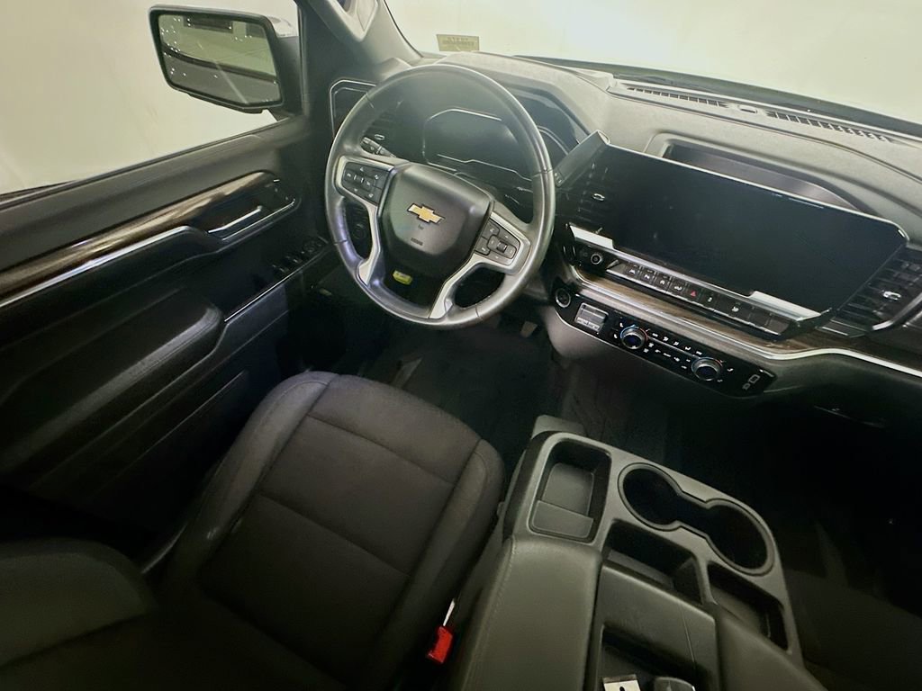 Used 2024 Chevrolet Silverado 1500 LT w/ Max Trailering Package image 9