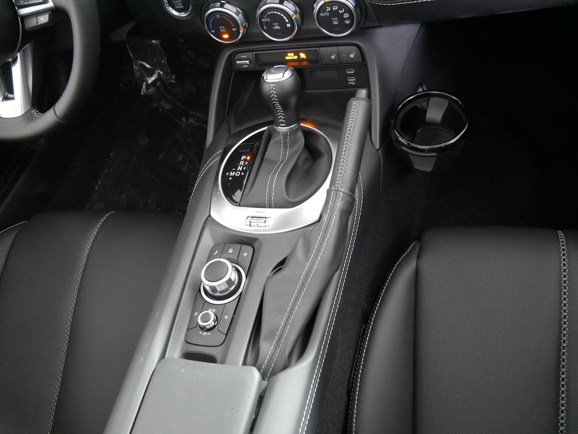 New 2026 MAZDA MX-5 Miata RF Grand Touring w/ Appearance Package RWD image 6