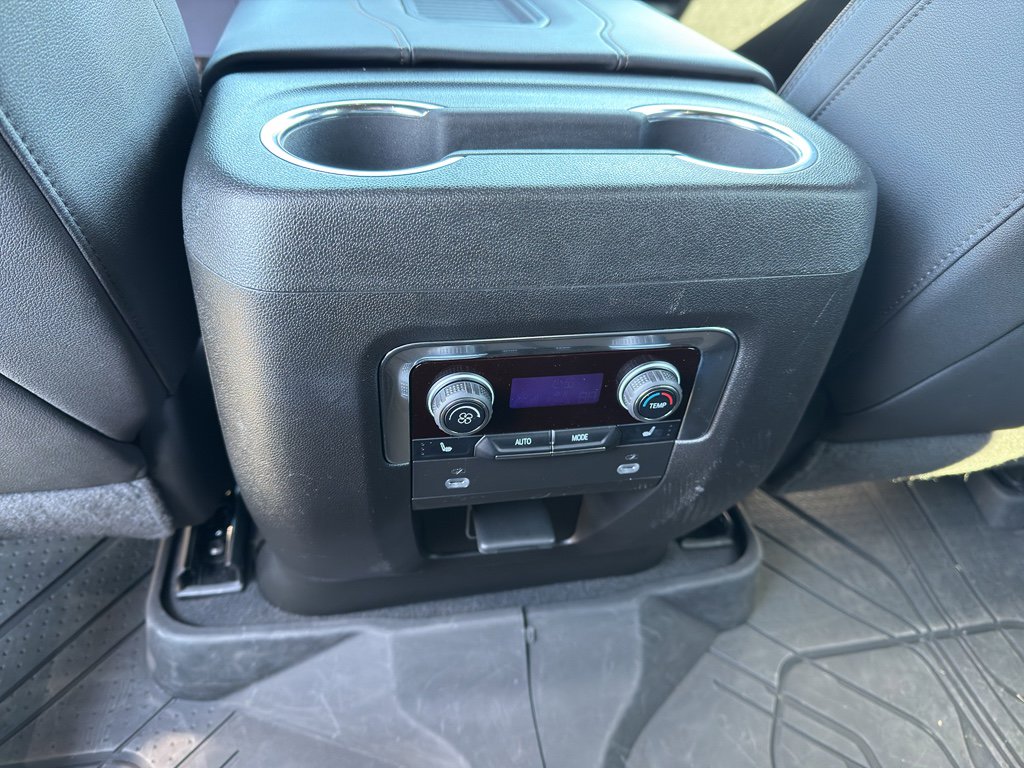 Used 2024 Chevrolet Tahoe High Country image 27