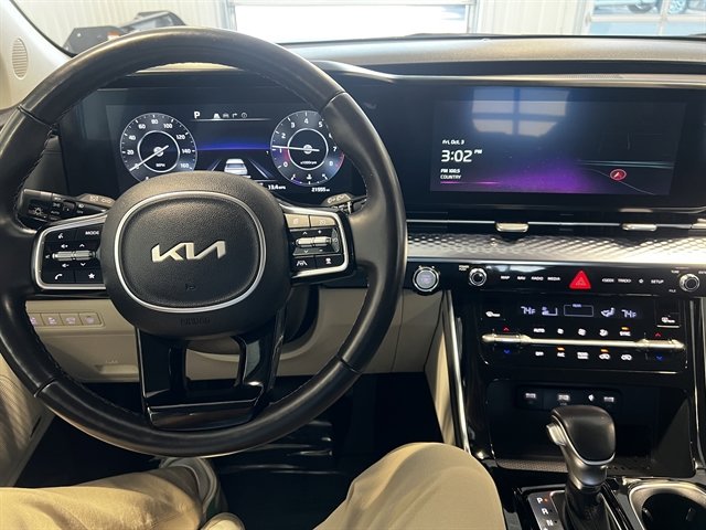 Used 2024 Kia Carnival SX Prestige image 39