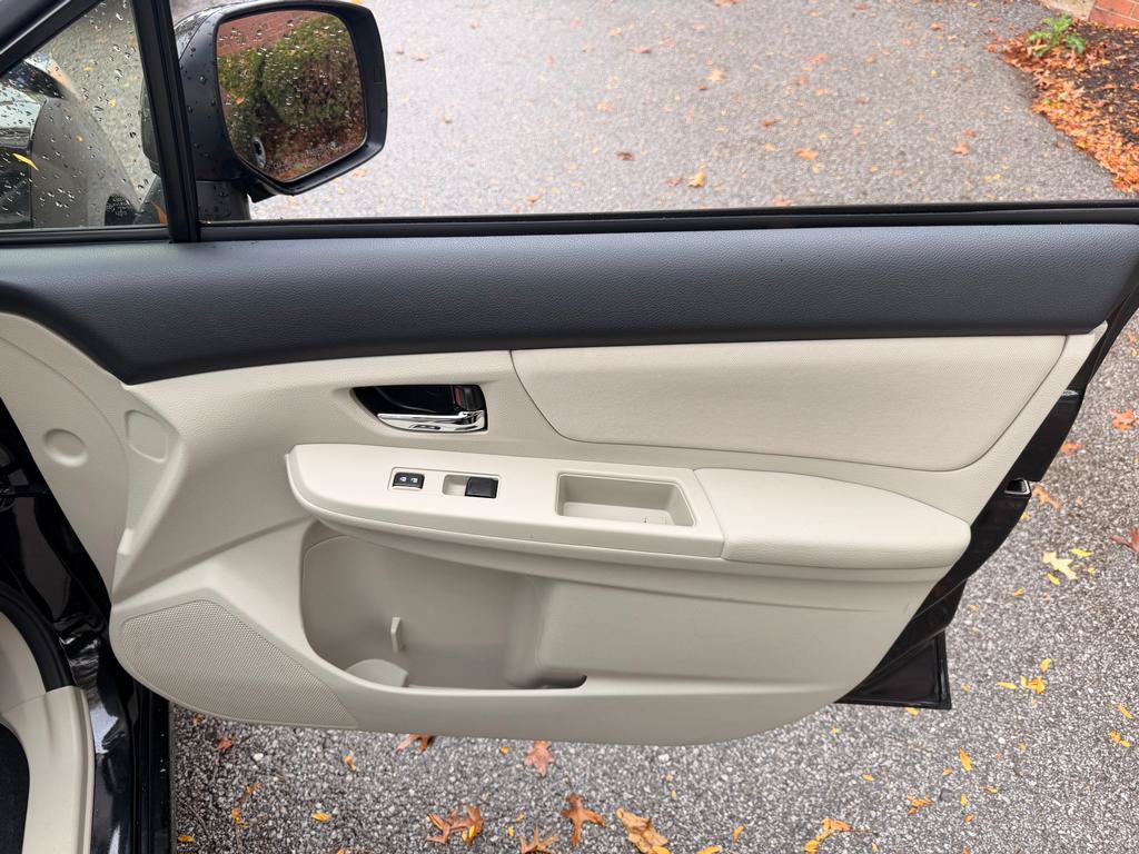 Used 2014 Subaru Impreza 2.0i Premium w/ All-Weather Package w/CVT AWD/4WD image 13
