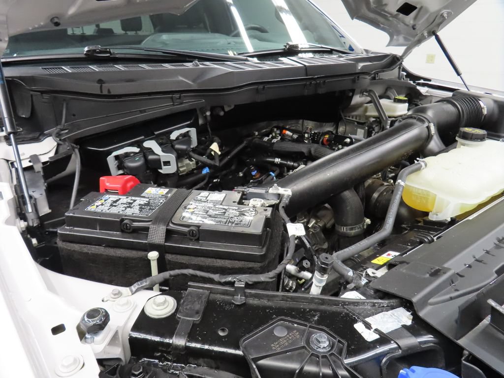 Used 2025 Ford F150 Lariat AWD/4WD image 29